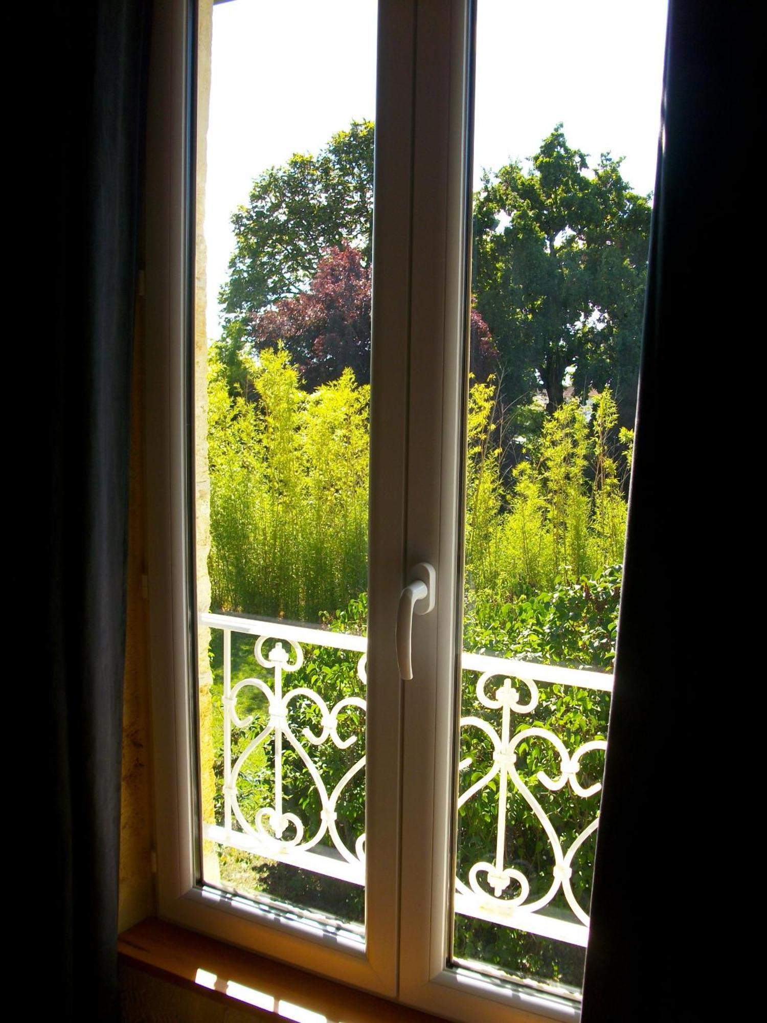 مبيت وإفطار Saint-André-de-Cubzac Domaine De Monein المظهر الخارجي الصورة