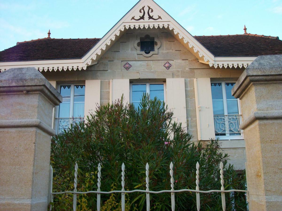 مبيت وإفطار Saint-André-de-Cubzac Domaine De Monein المظهر الخارجي الصورة